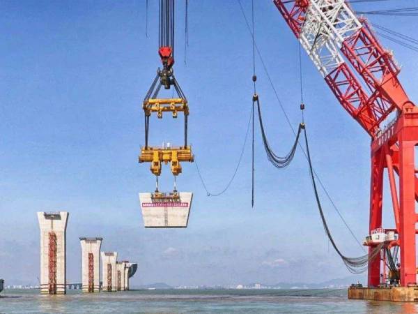 海面漂浮平臺的設計理念和工程背景是怎樣的？